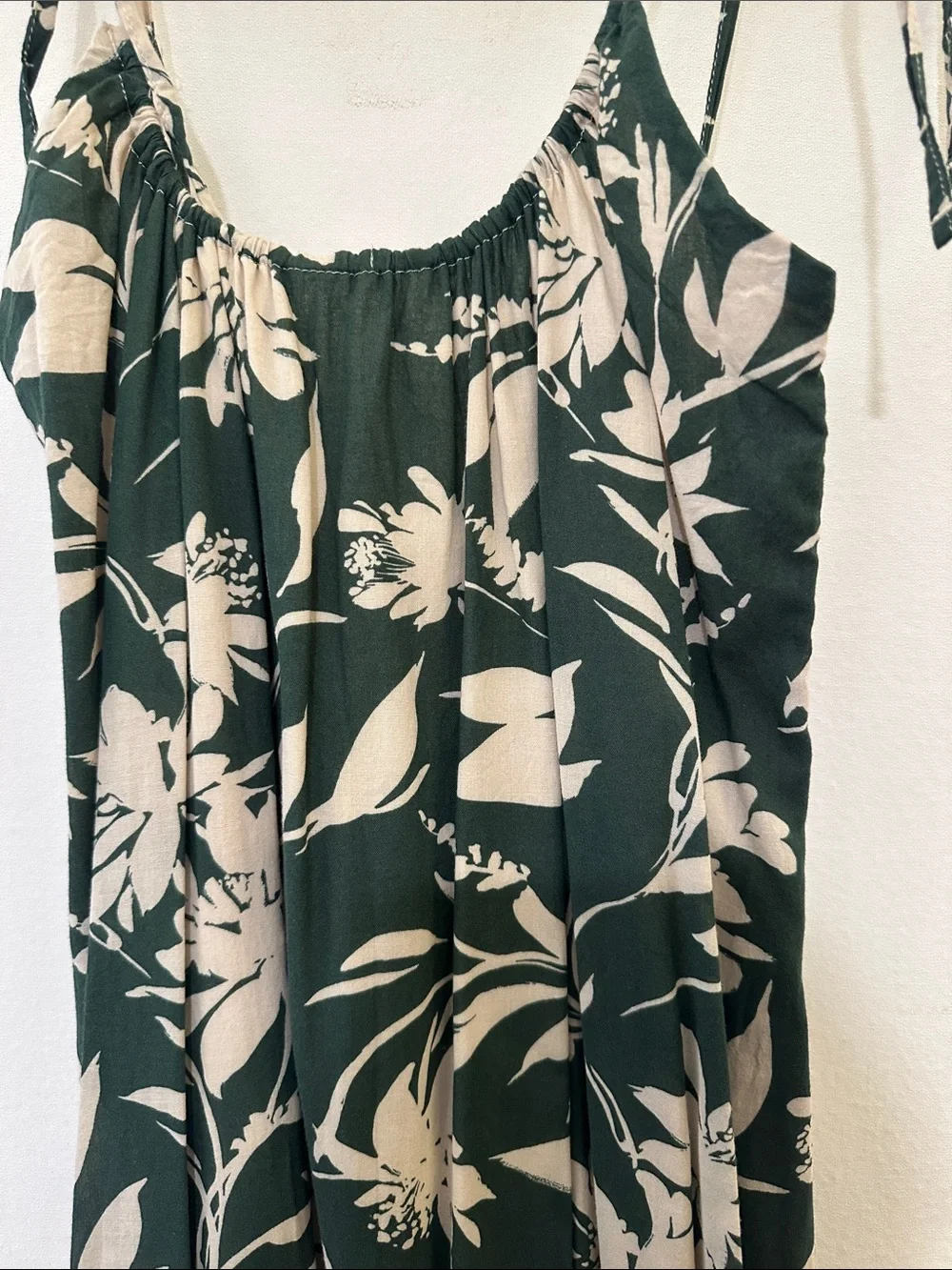 Abercrombie Floral Tie-Shoulder Maxi Dress in Dark Green and Cream
